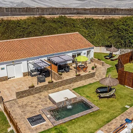 In With Swimming Pool